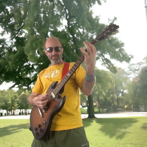 APPLE Promotional Swag T-Shirt Size Large - Picture 3 of 13